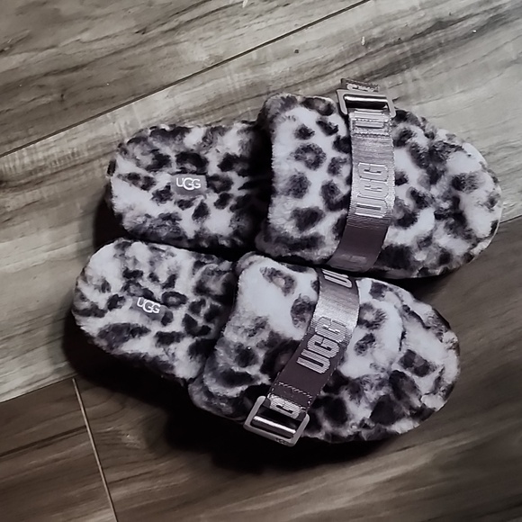 UGG Fluffita Fur Platform Slide Sandals Panther Print Sheepskin Adjustable - Picture 5 of 5
